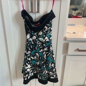 Vintage Betsey Johnson strapless dress!